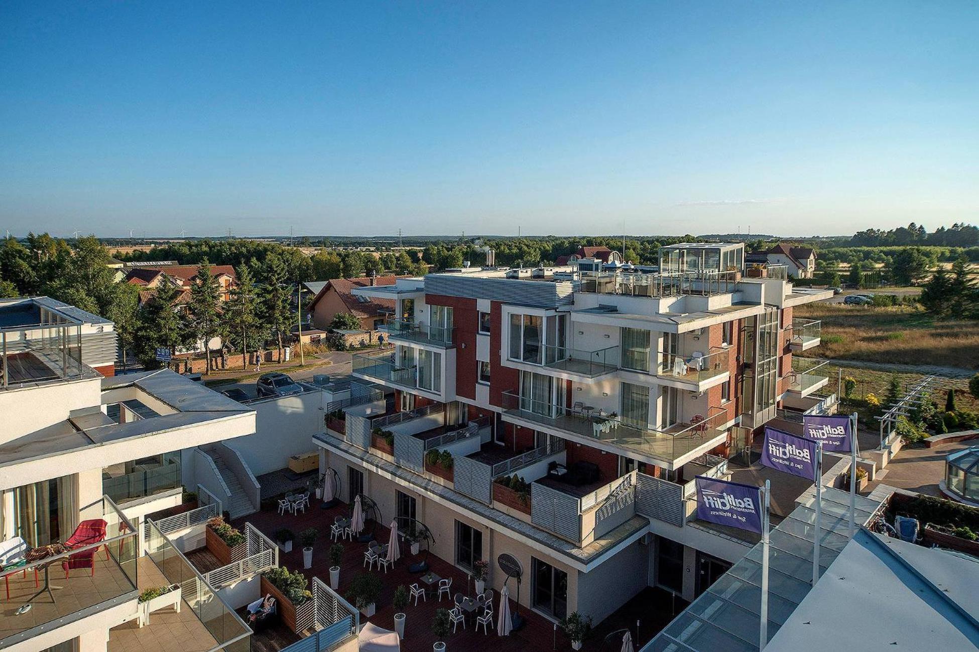 Eleganckie Apartamenty Sun Seasons 24 Blisko Plazy Z Parkingiem By Noclegi Renters Niechorze Bagian luar foto